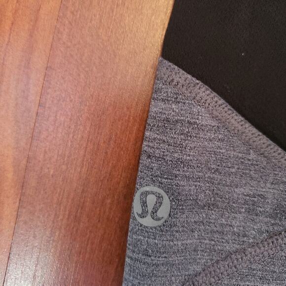 LULULEMON GRAY/BLACK COLORBLOCK LEGGING SIZE 4 - Picture 4 of 8